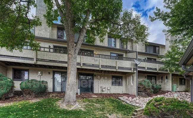 Building Photo - 4552 Castlepoint Dr