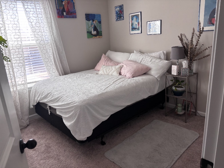 Building Photo - 8351 Child's Cove