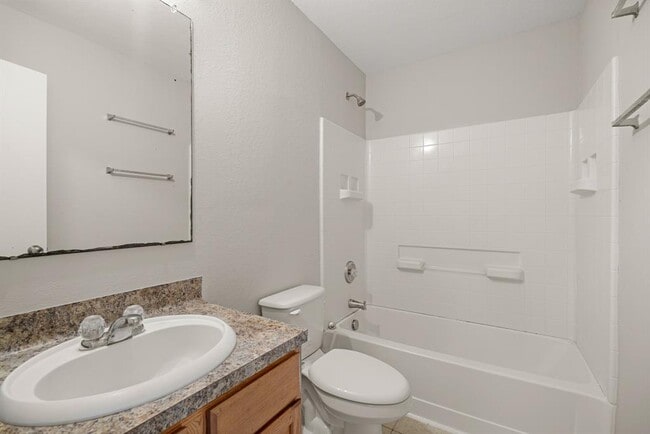 Building Photo - 2619 Chisolm Creek Ct