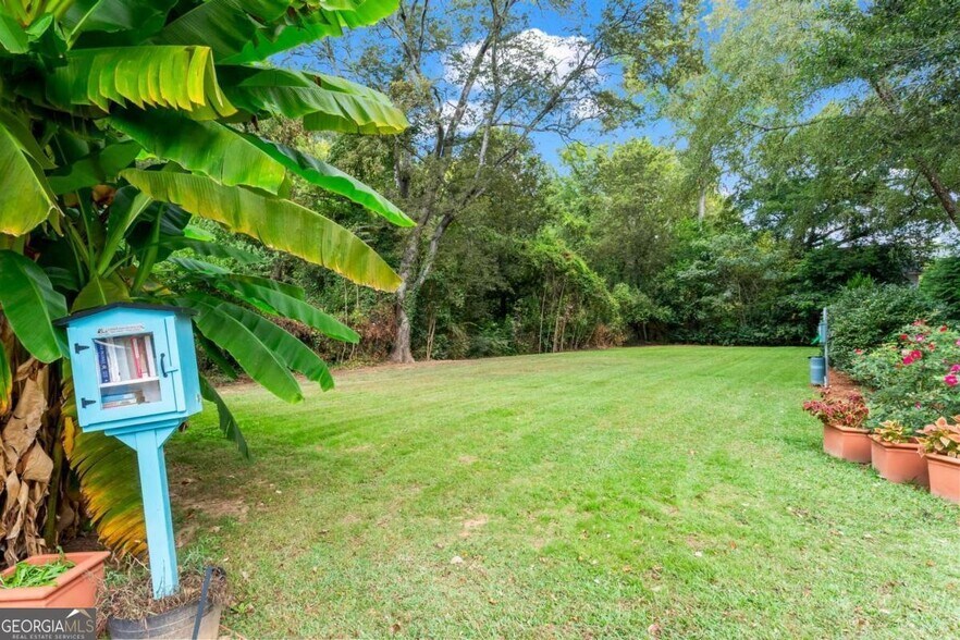 Building Photo - 115 Biscayne Dr NW