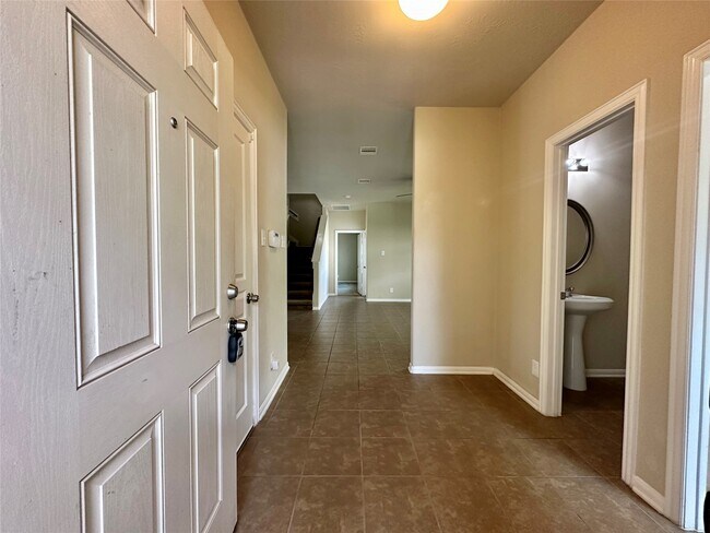 Building Photo - 11111 Kingsnorth Dr