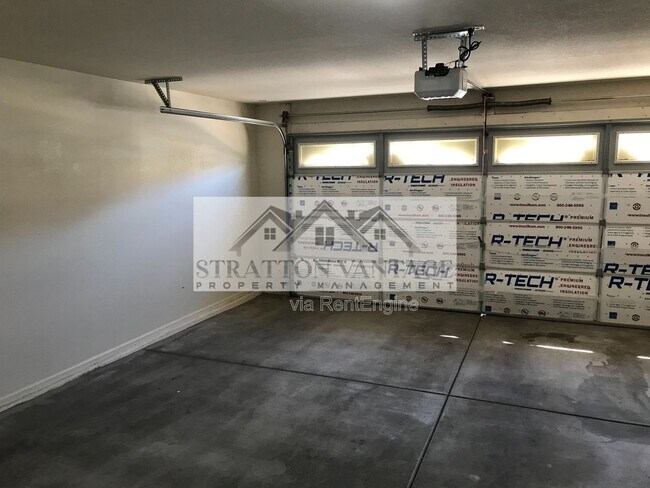 Building Photo - 42006 W Anne Ln