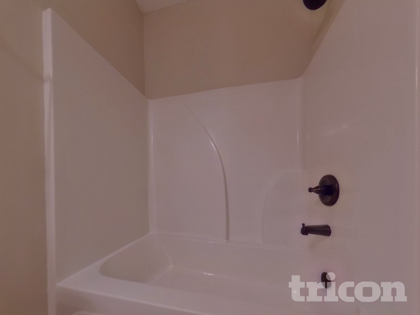 Building Photo - 319 Arbor Cir