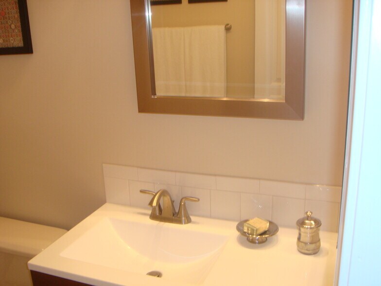 Attached bathroom in second BR - 5917 Barbados Pl