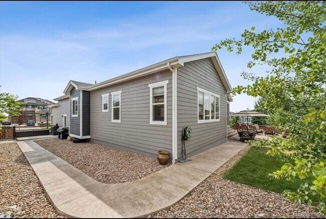 Building Photo - Stunning 4BR Home in West Arvada