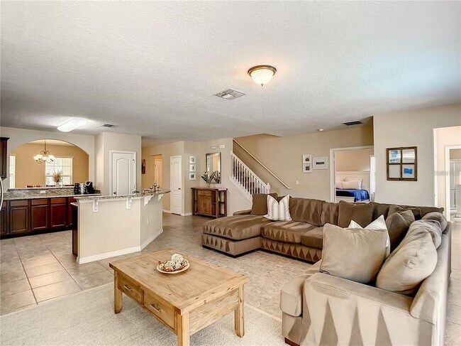 Building Photo - 9029 Paolos Pl