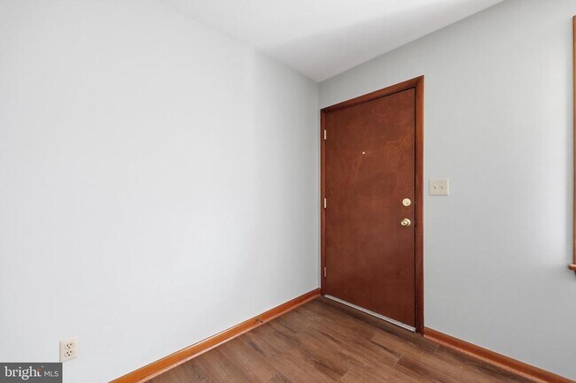 Building Photo - 4015 Jefferson Pike