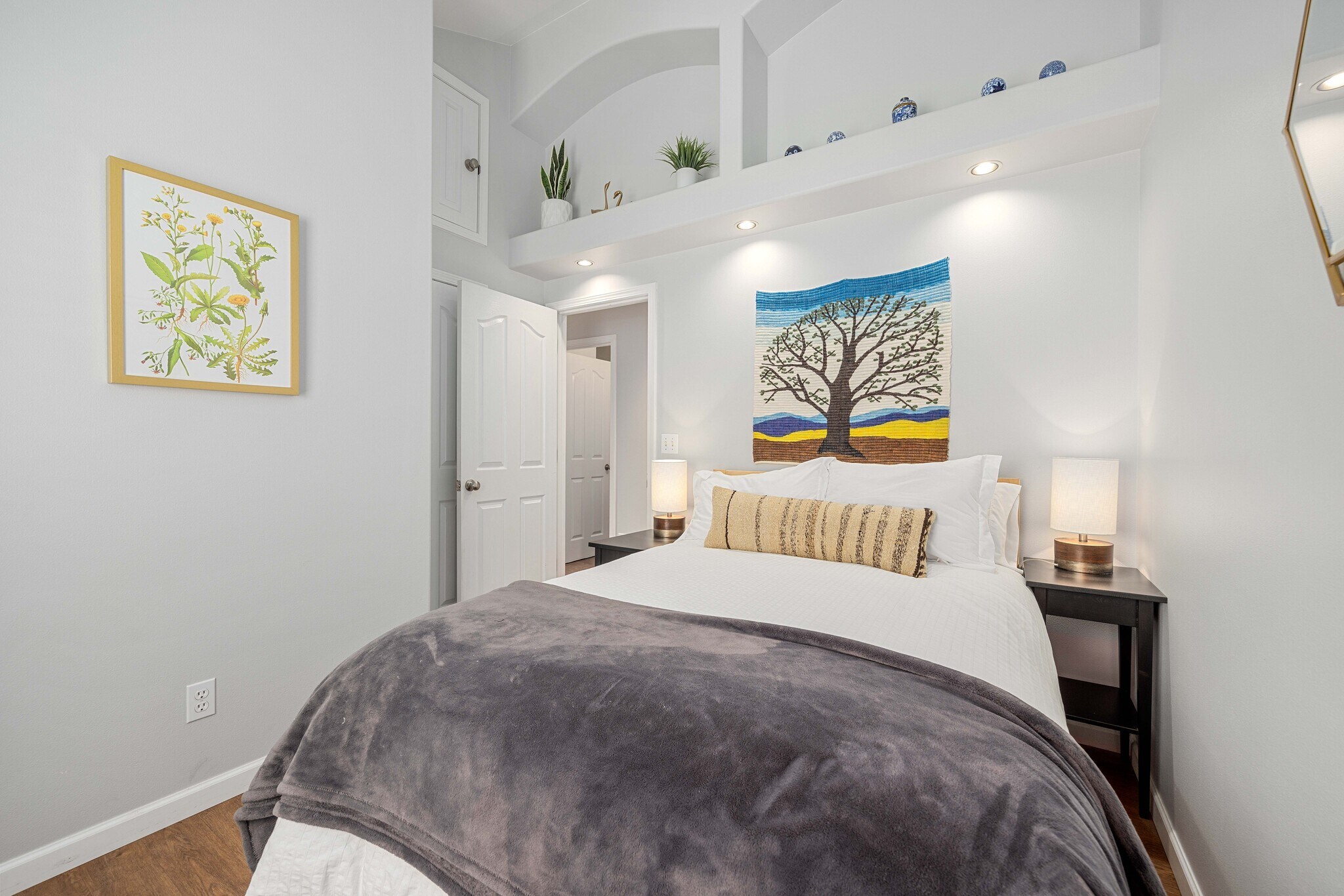 Building Photo - 244 N Emerson Ave