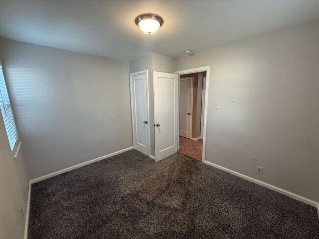 Building Photo - Cozy & Stylish Home Near Anschutz