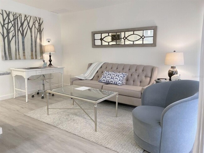 Building Photo - 3543 Longmeadow