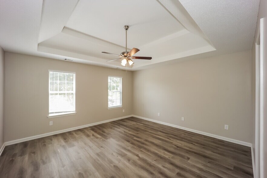 Building Photo - 6956 Fields Dr