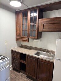 Building Photo - 813-817 Saint Clair Ave