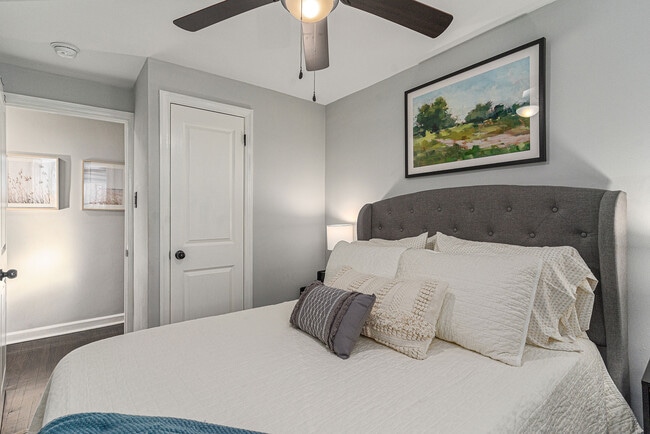 Building Photo - 145 Isabel Ave