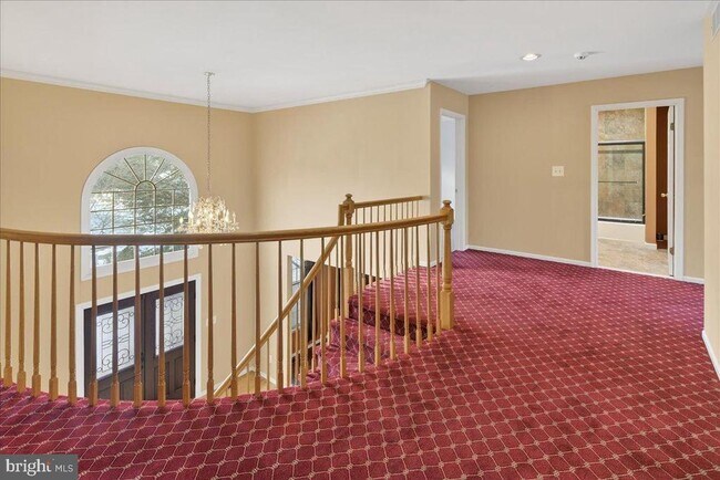 Building Photo - 7 Redwood Ct