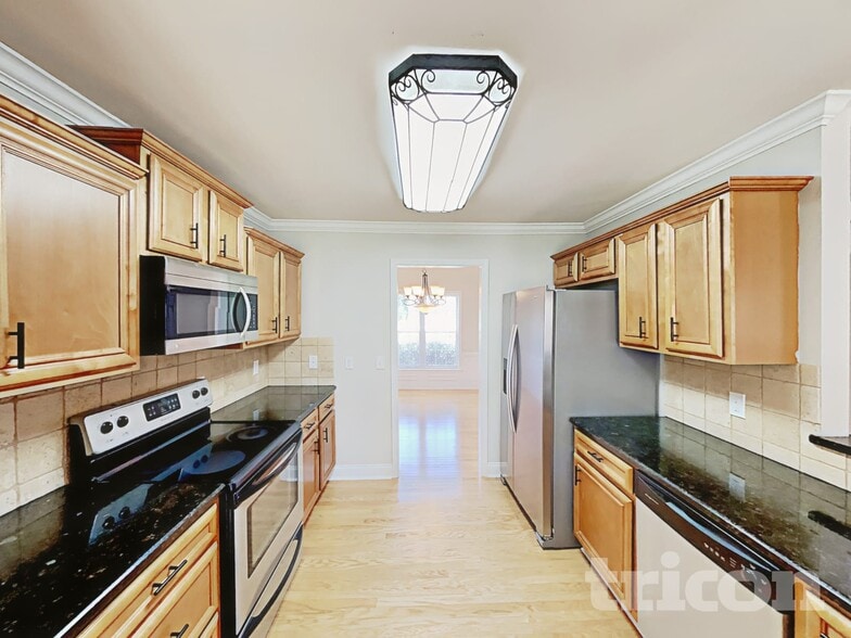 Building Photo - 1159 Folkstone Ridge Ln