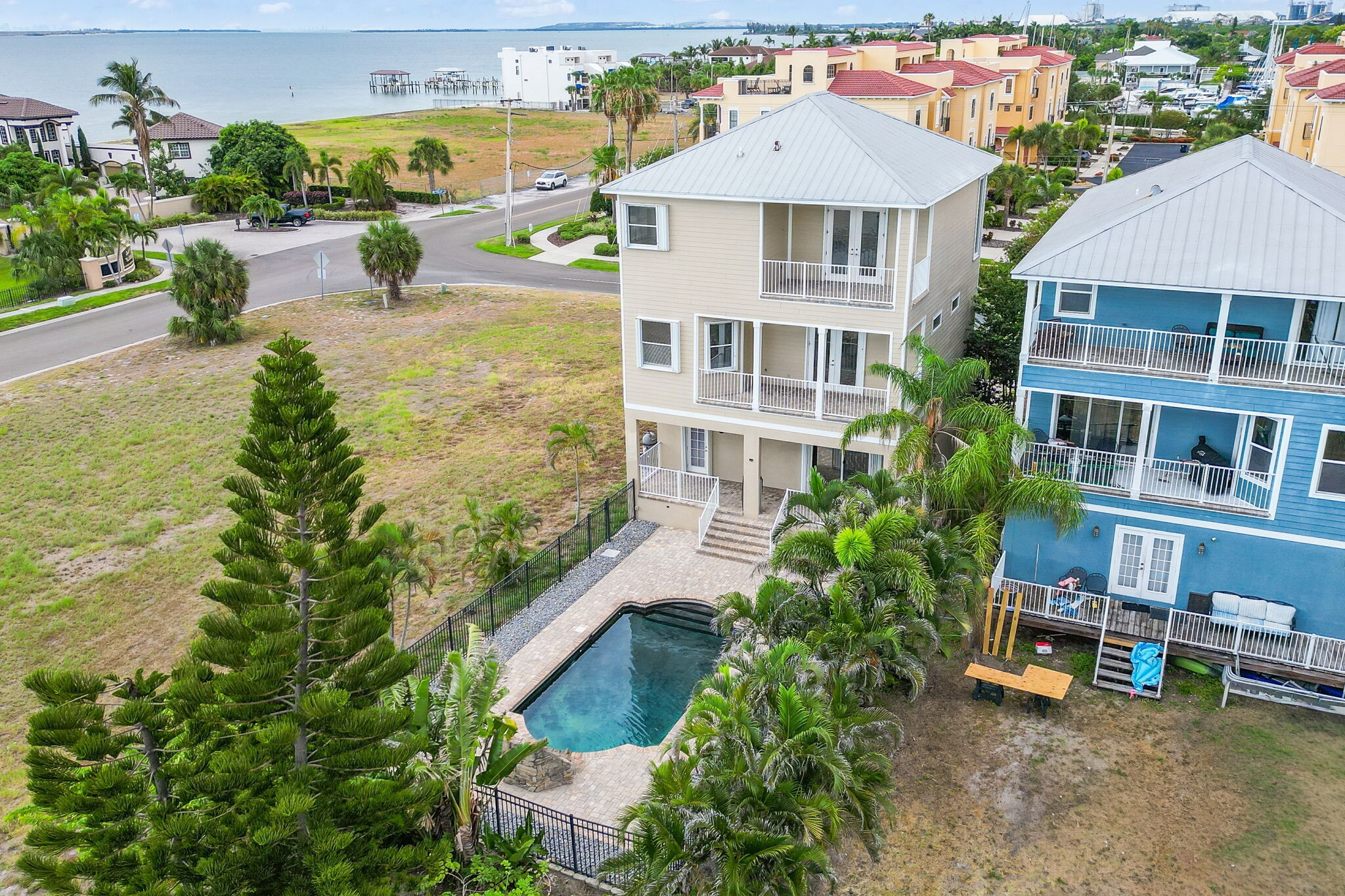 Building Photo - 1340 Apollo Beach Blvd S