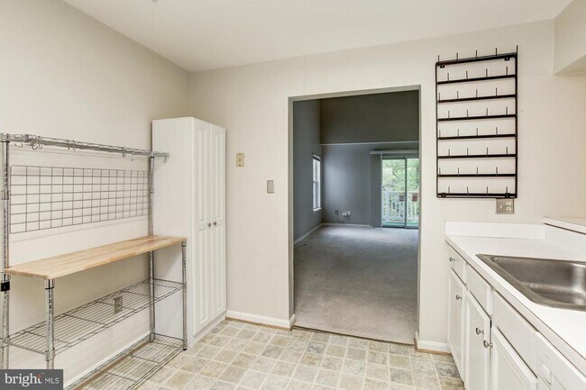 Building Photo - 12912 Churchill Ridge Cir