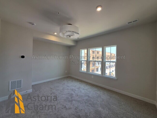 Building Photo - 2928 Maisel St
