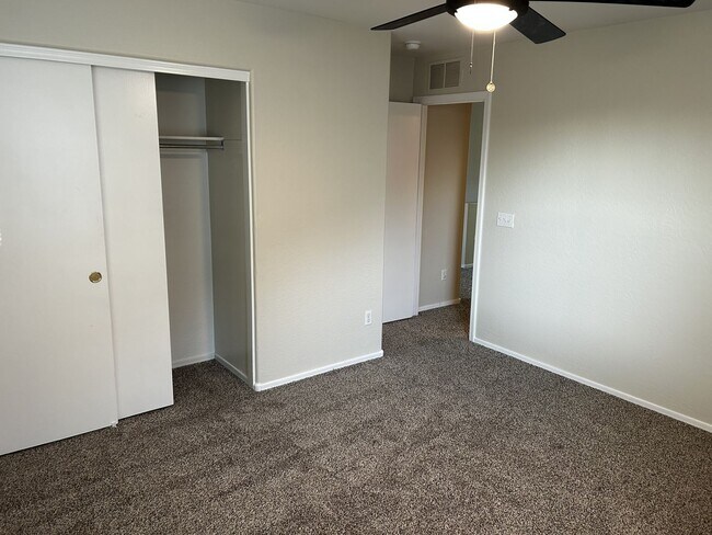Building Photo - 18336 W Hayden Dr