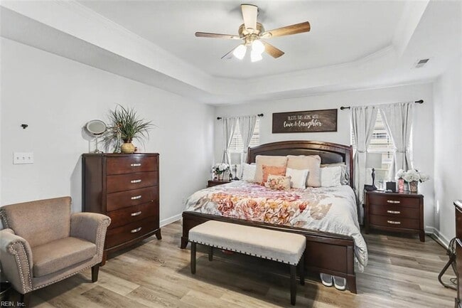 Building Photo - 326 Sedium Ln