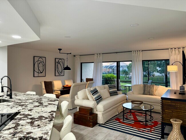 Building Photo - 12692 Shoreline Dr