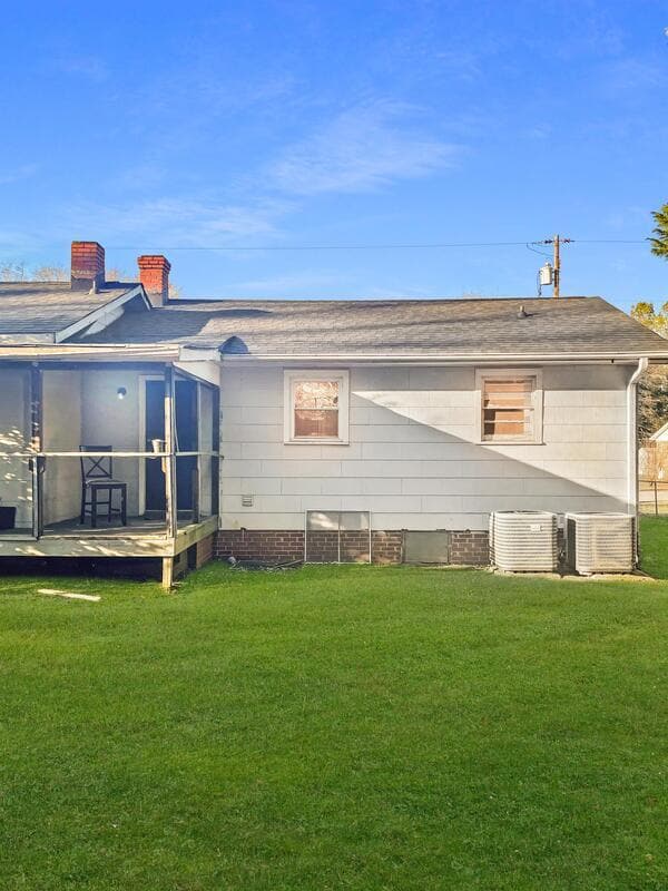 Building Photo - 40 Echols Dr