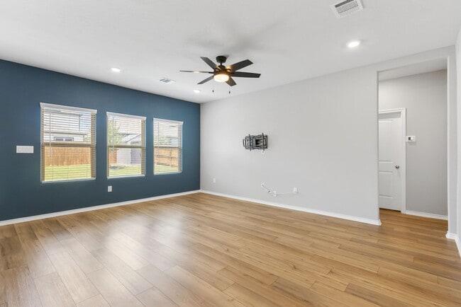 Building Photo - 12639 Tucana