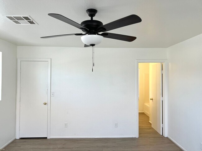 Building Photo - SILVERADO