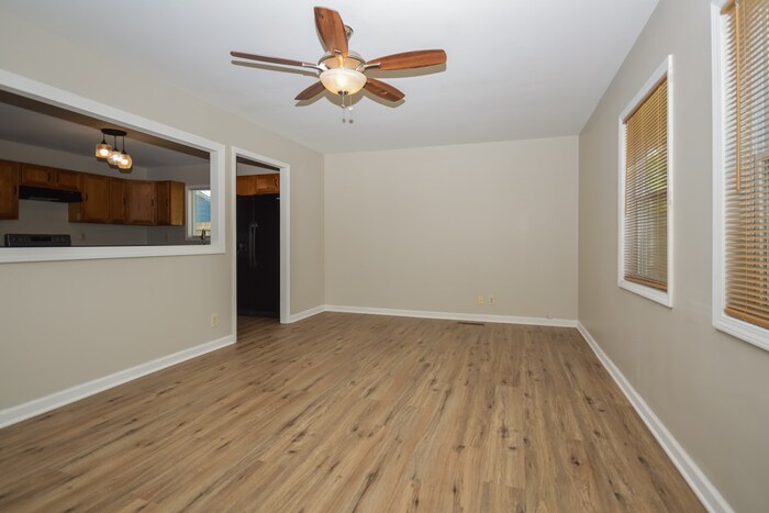 Building Photo - 655 S Alpha Ave