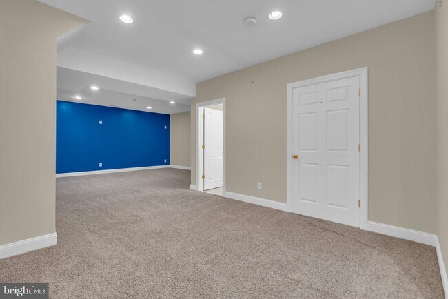 Building Photo - 3355 Lancer Ct