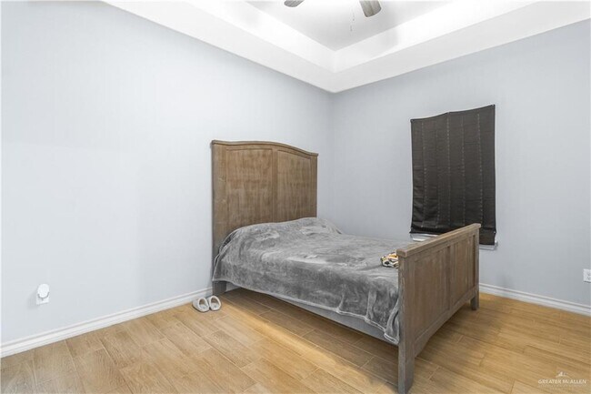 Building Photo - 17 S Colt Ln