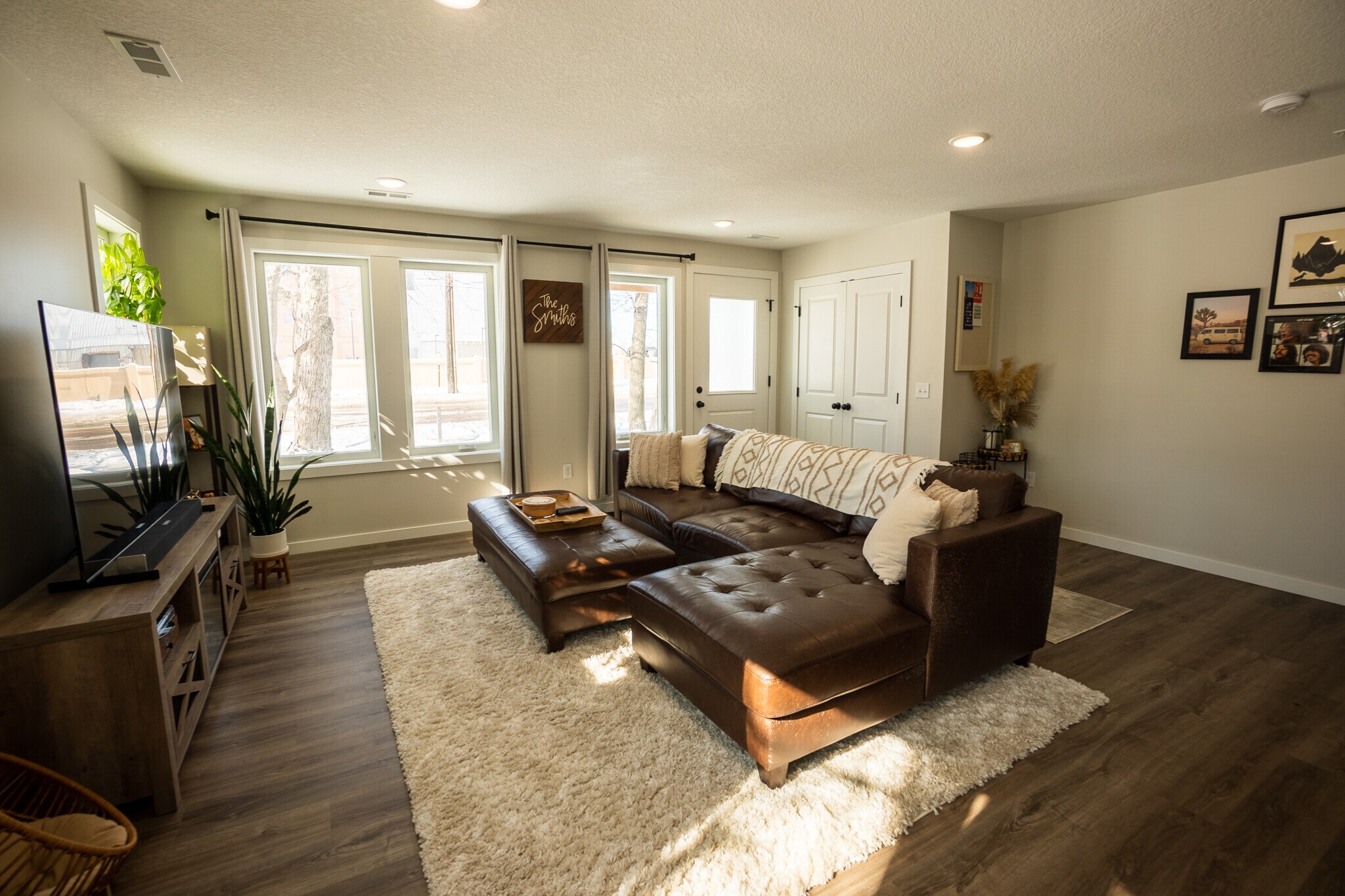 View of Front Door and Living Room - 2927 Marshall St NE