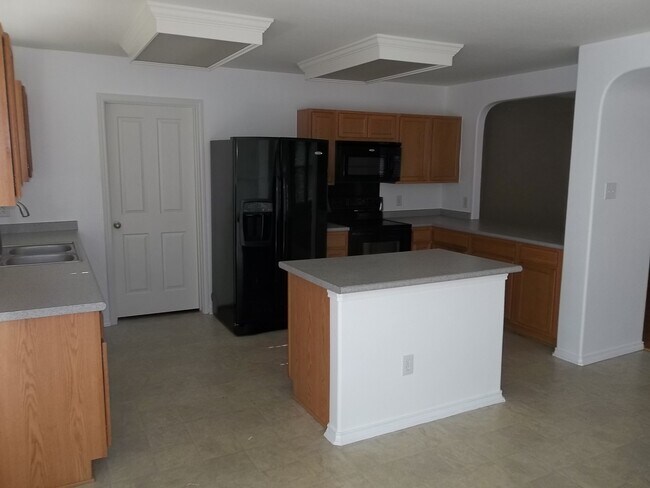 Building Photo - 3 BEDROOM, 2 BATH, BELTON ISD