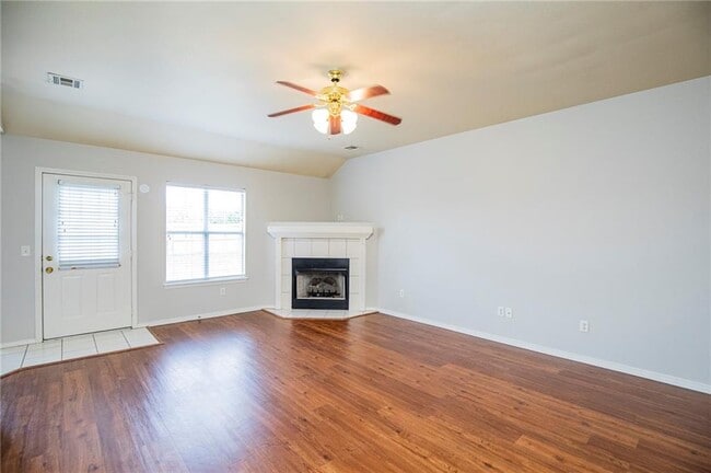 Building Photo - 1604 SW Thorton St