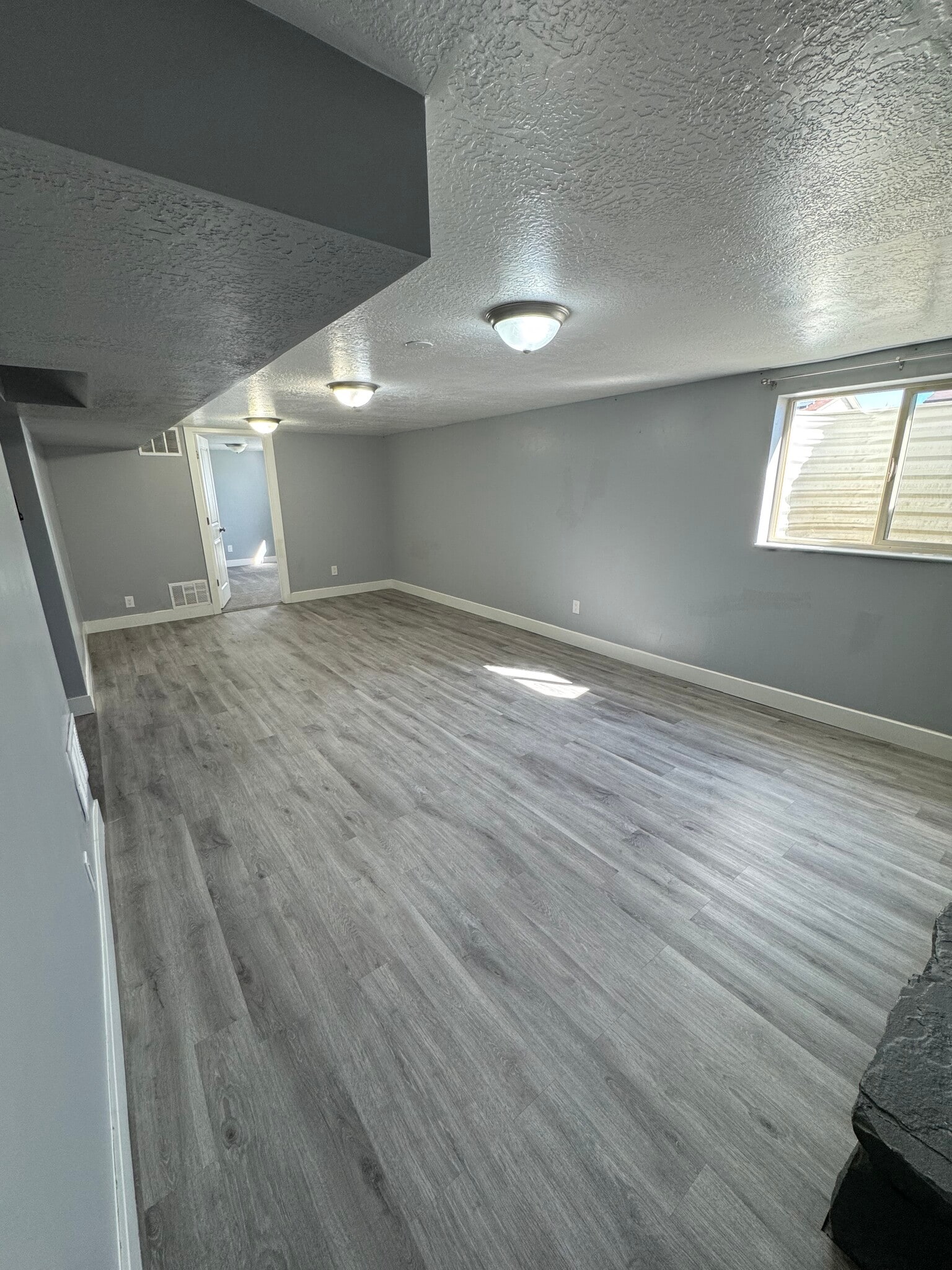 Building Photo - 4206 W Annapolis Dr