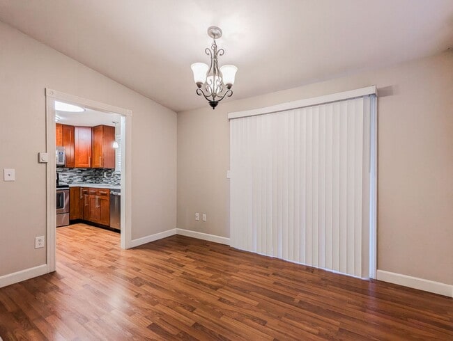 Building Photo - Updated & move in ready 3 bed 2 bath rambler w/ 2 car garage!