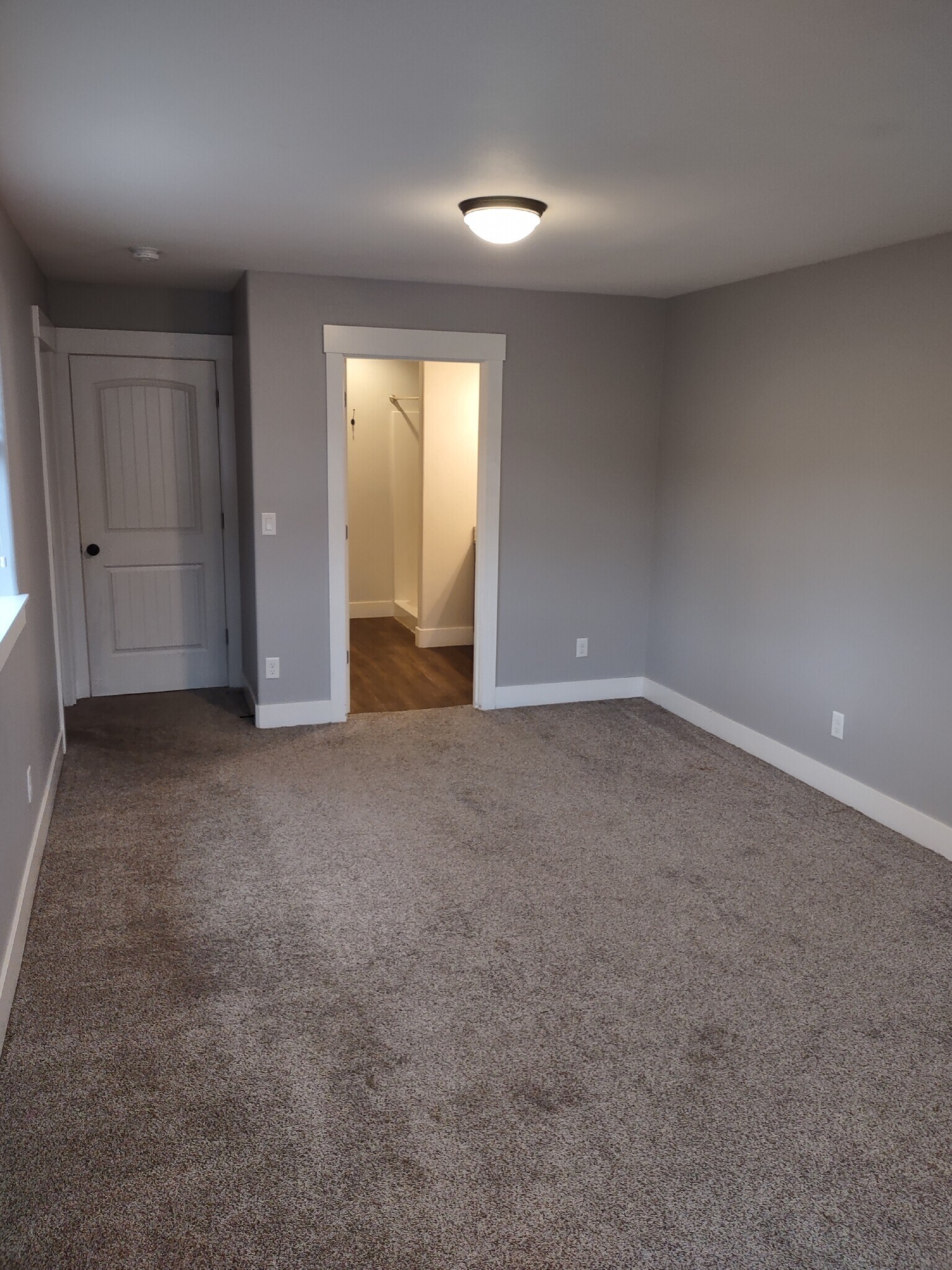 Building Photo - 1179 Mariel Pl S