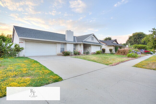 Primary Photo - Welcome to Your Stylish Diamond Bar Home!