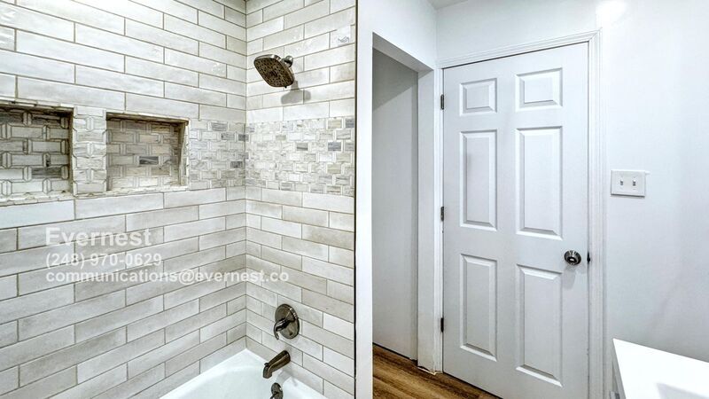 Building Photo - 20264 Stotter St