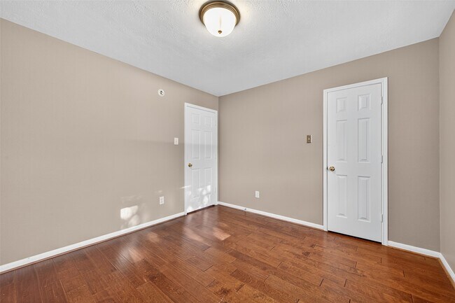 Building Photo - 1719 Park Harbor Estates Dr