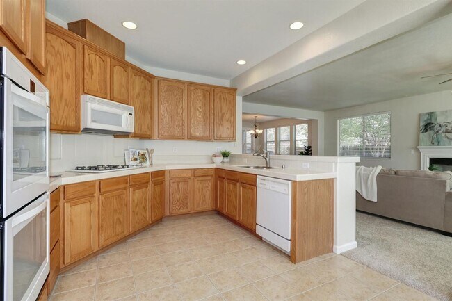 Building Photo - 1996 St Patrick Ln