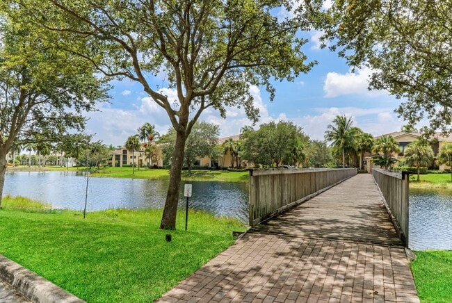 Building Photo - 2915 Tuscany Ct