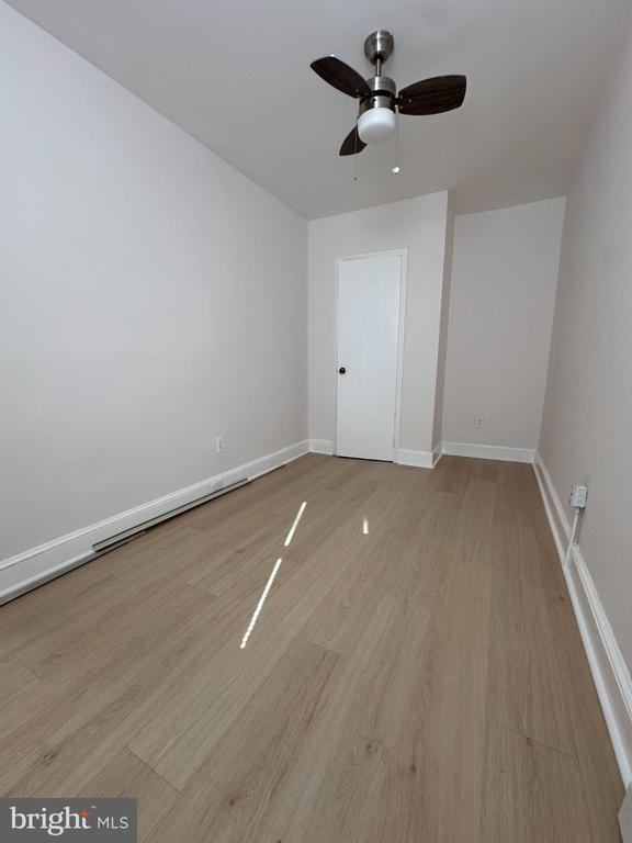 Building Photo - 3265 Edgemont St