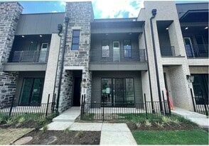 Building Photo - 1265 Doris May Dr