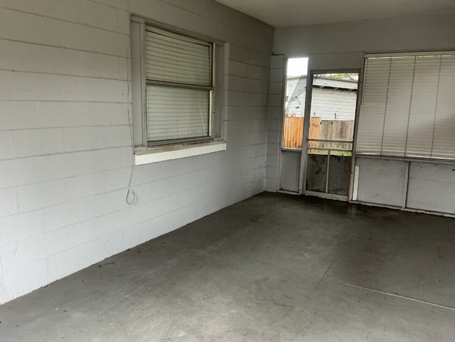 Building Photo - 2-Bedroom / 1-Bath Home for Rent- $1150