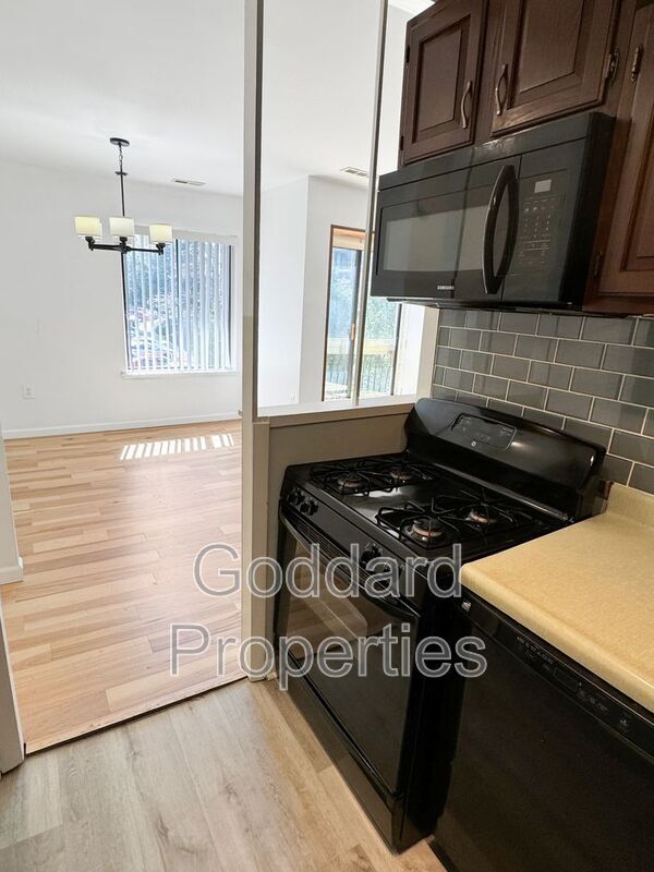 Building Photo - 10536 Cross Fox Ln