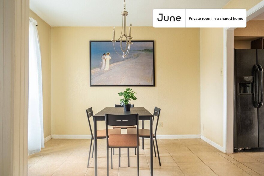 Building Photo - Room in Shared 4 bed/2 bath home