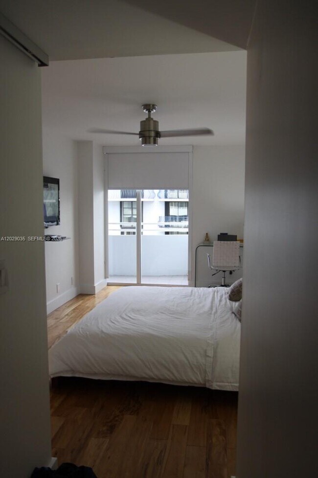 Building Photo - 8911 Collins Ave