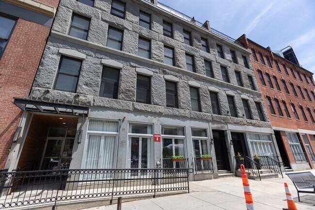 Building Photo - 57 N Washington St