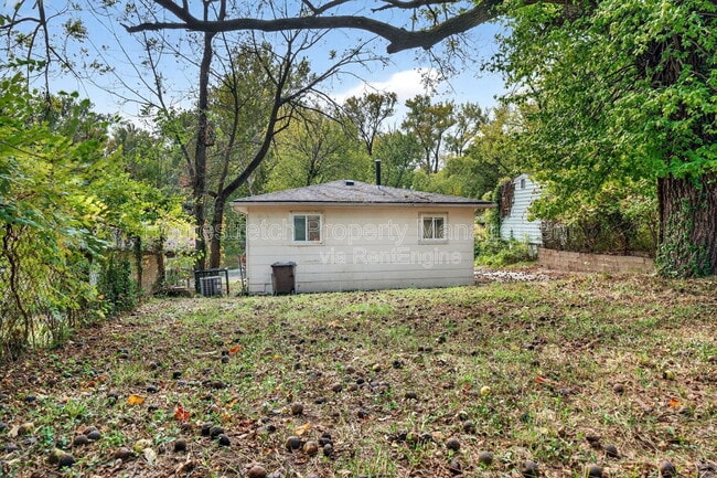 Building Photo - 7507 Blanding Dr